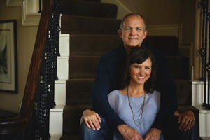 A picture of Gary and Lisa Thomas